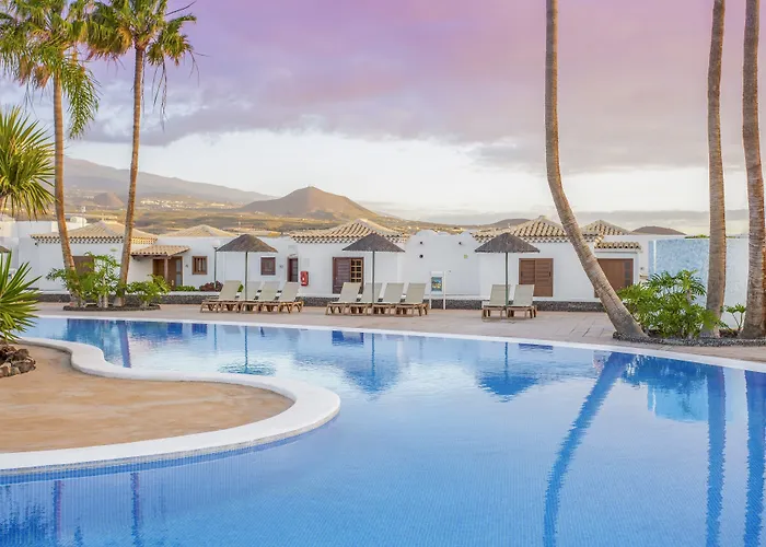 Royal Tenerife Country Club Aparthotel 4*