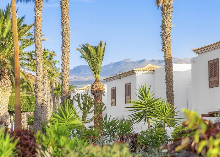 Royal Tenerife Country Club Aparthotel 4*