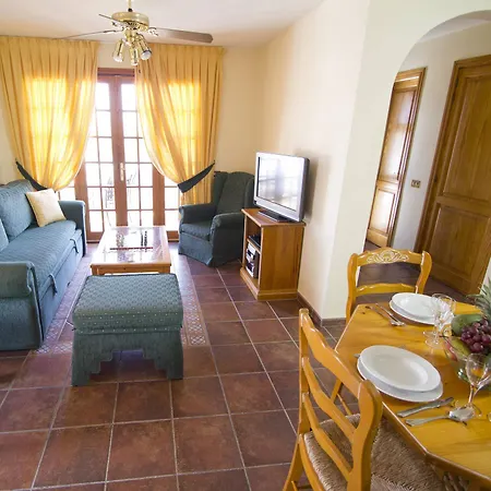 Royal Tenerife Country Club Lägenhetshotell 3*