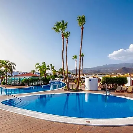 מלון דירות Royal Tenerife Country Club 4*