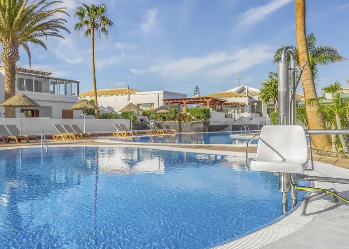 מלון דירות Royal Tenerife Country Club 4*